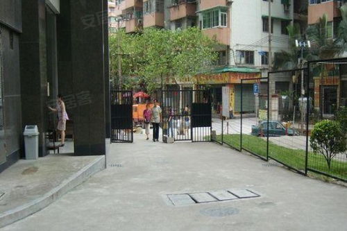 广州烟卷一厂宿舍区优点 不足,广州烟卷一厂宿舍区怎么样,广州烟卷一厂宿舍区周边房产中介经纪人评价